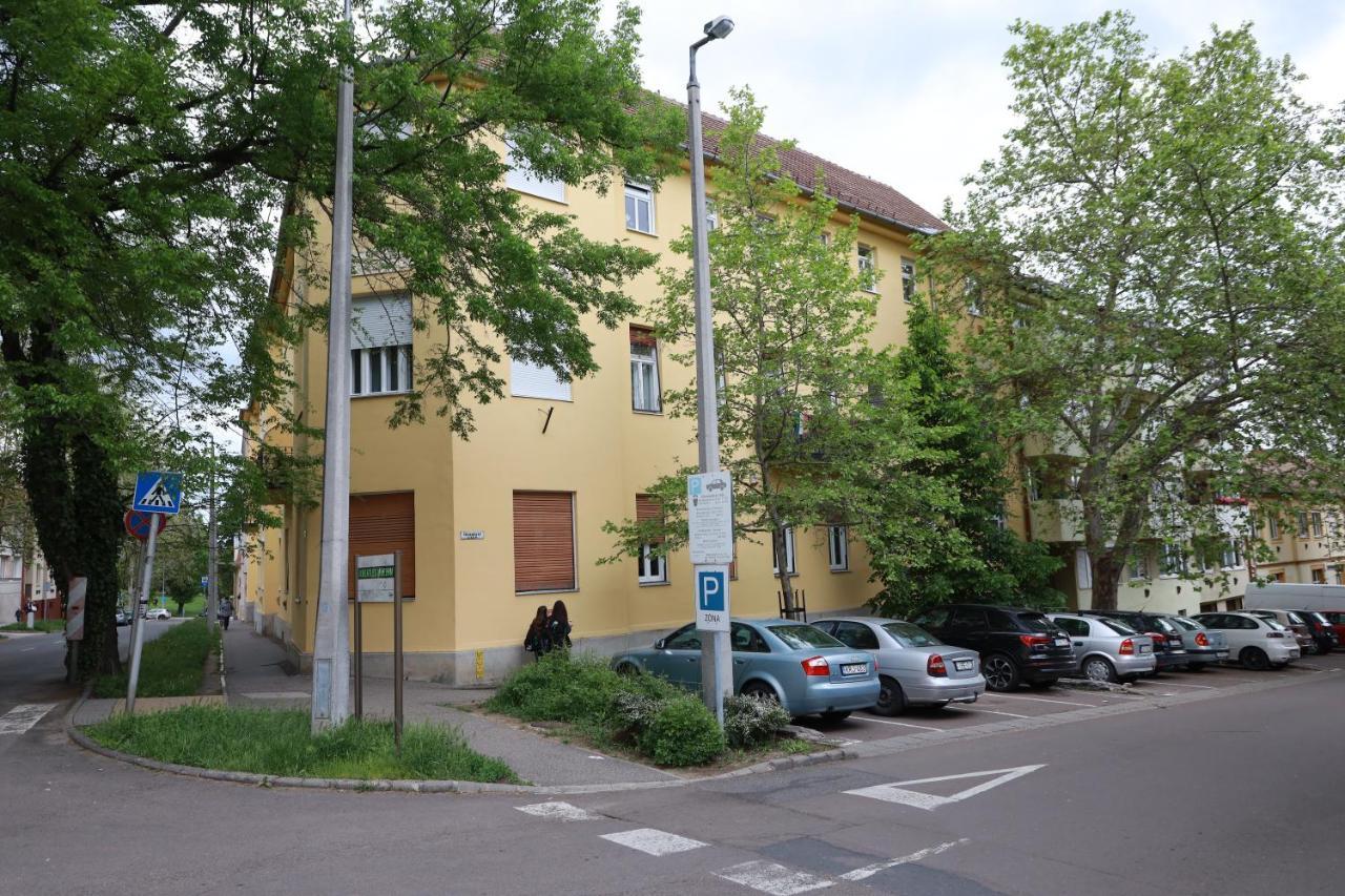 Vito Apartman Eger Exterior photo